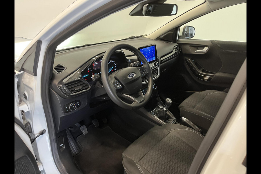 Ford Puma 1.0 EcoBoost Titanium Climate control Cruise control LED Parkeersensor achter Stoel + Stuur verwarming Navigatie Apple Carplay/ Android Auto