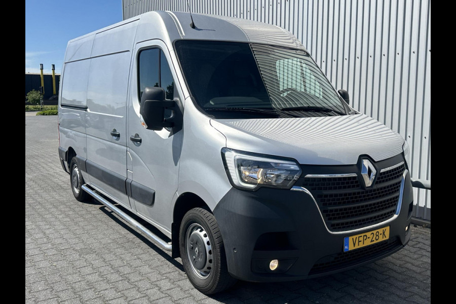 Renault Master T35 2.3 dCi 180 L2H2*A/C*NAVI*CRUISE*CAM*TEL*3PERS
