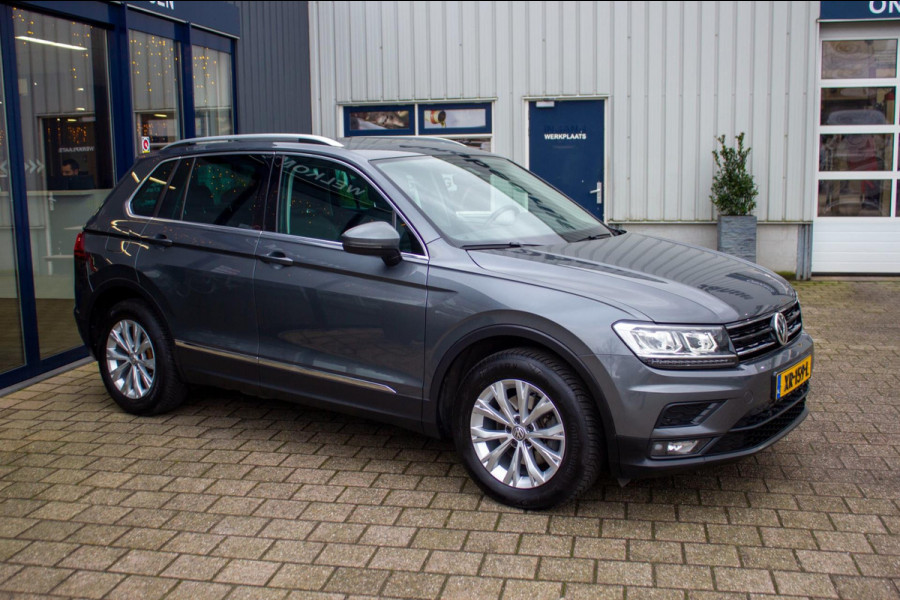Volkswagen Tiguan 1.5 TSI Comfortline Business | Prijs rijklaar incl. 12 mnd garantie | Trekhaak Panodak Navi Elek Klep Stoelverw