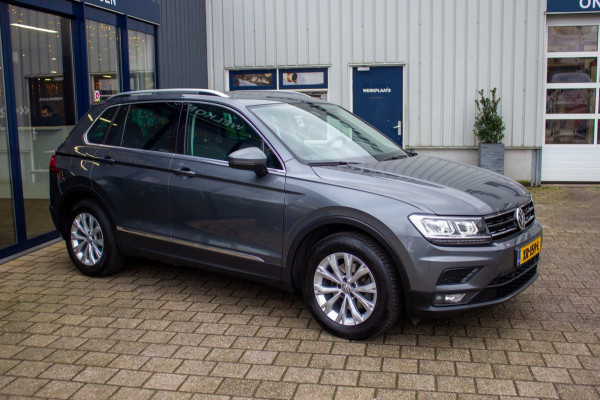 Volkswagen Tiguan 1.5 TSI Comfortline Business | Prijs rijklaar incl. 12 mnd garantie | Trekhaak Panodak Navi Elek Klep Stoelverw