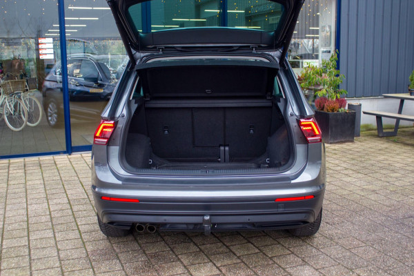 Volkswagen Tiguan 1.5 TSI Comfortline Business | Prijs rijklaar incl. 12 mnd garantie | Trekhaak Panodak Navi Elek Klep Stoelverw