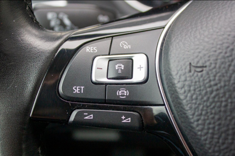 Volkswagen Tiguan 1.5 TSI Comfortline Business | Prijs rijklaar incl. 12 mnd garantie | Trekhaak Panodak Navi Elek Klep Stoelverw