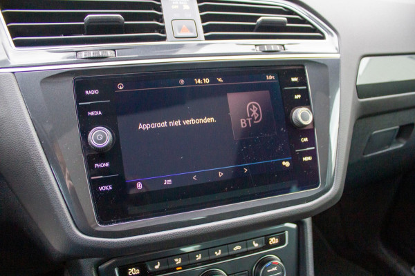 Volkswagen Tiguan 1.5 TSI Comfortline Business | Prijs rijklaar incl. 12 mnd garantie | Trekhaak Panodak Navi Elek Klep Stoelverw