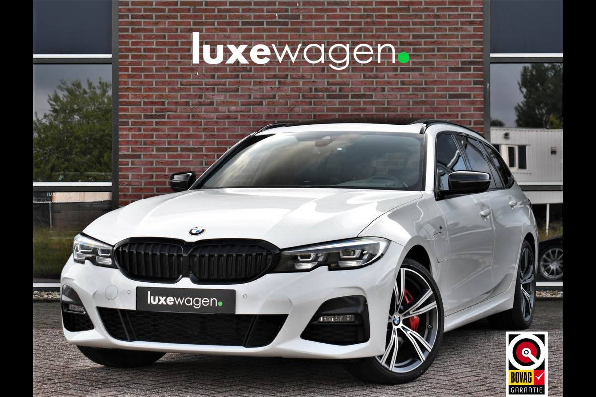 BMW 3 Serie Touring 330e M-Sport Pano Trekhaak Harman/K 19inch Camera BMW 3 Serie Touring 330e M-Sport Pano Trekhaak Harman/K 19inch Camera