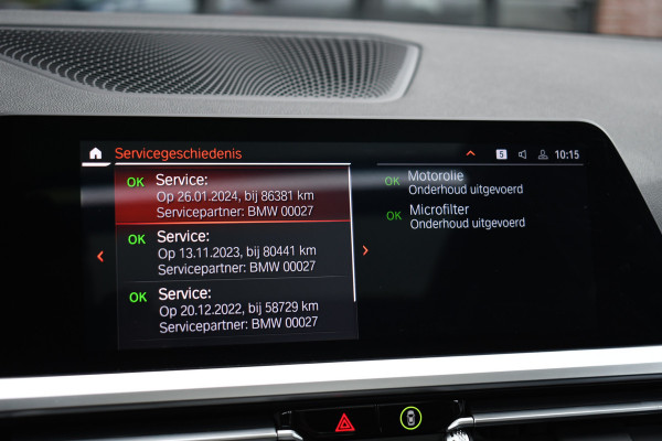 BMW 3 Serie Touring 330e M-Sport Pano Trekhaak Harman/K 19inch Camera