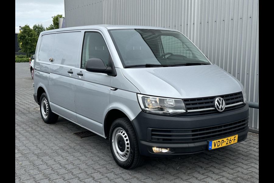 Volkswagen Transporter 2.0 TDI L1H1 Comfortline*DSG*A/C*NAVI*CRUISE*
