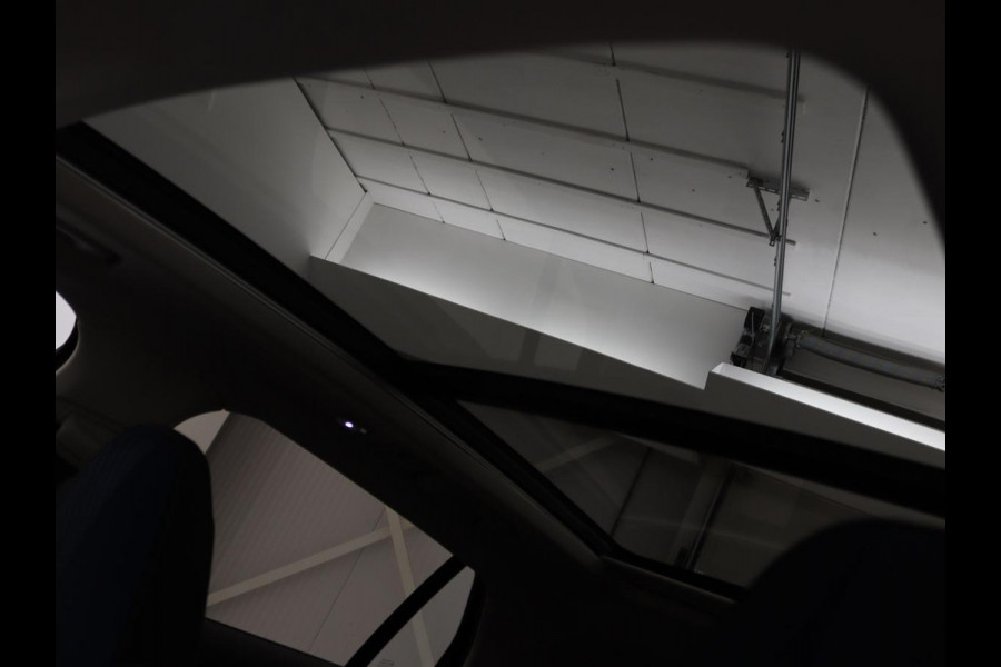 Lynk & Co 01 1.5 Plug In | Panoramadak | Infinity by Harman | 360 camera | Adaptive cruise | Stoelverwarming | Carplay | Memory | Full LED