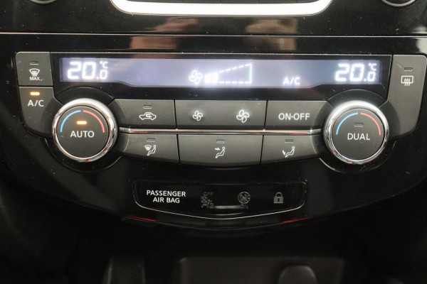 Nissan QASHQAI 1.6 Acenta 163PK * Trekhaak * Climate Cruisecontrol Parkeer sensoren