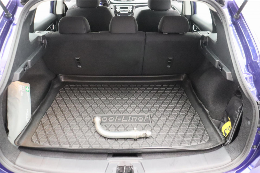 Nissan QASHQAI 1.6 Acenta 163PK * Trekhaak * Climate Cruisecontrol Parkeer sensoren