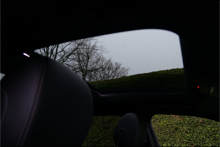 Mercedes-Benz GLC 300 4MATIC AMG line | Pano Distronic Memory Trekhaak