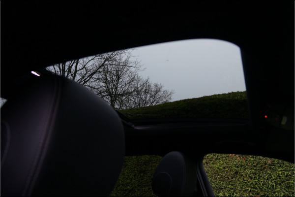 Mercedes-Benz GLC 300 4MATIC AMG line | Pano Distronic Memory Trekhaak