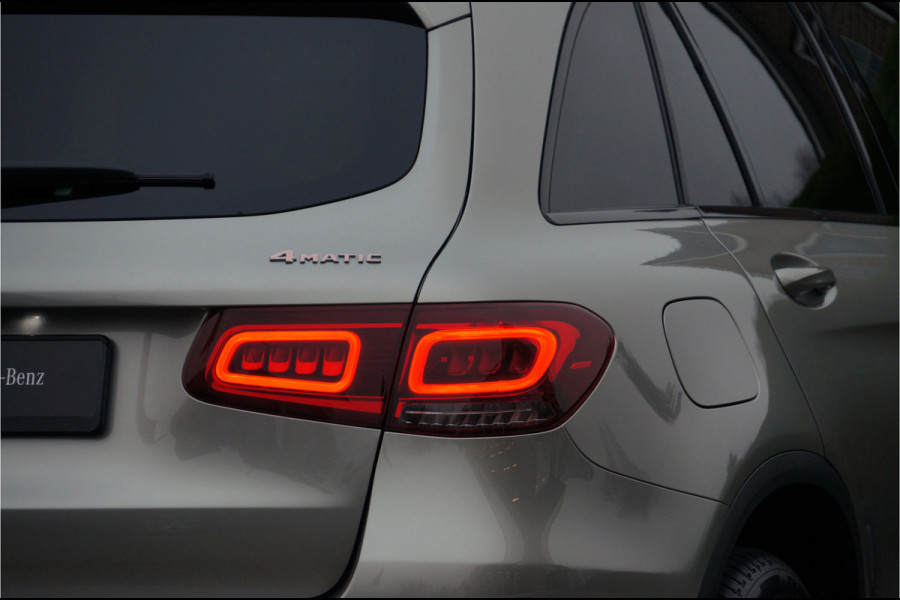 Mercedes-Benz GLC 300 4MATIC AMG line | Pano Distronic Memory Trekhaak