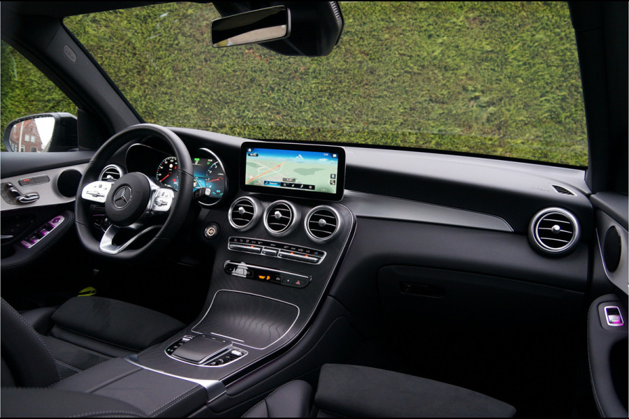 Mercedes-Benz GLC 300 4MATIC AMG line | Pano Distronic Memory Trekhaak
