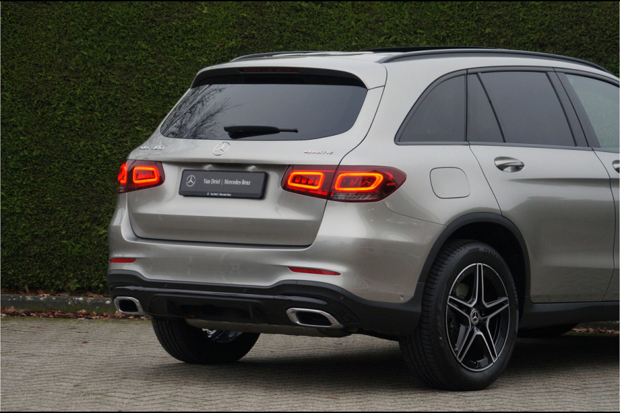 Mercedes-Benz GLC 300 4MATIC AMG line | Pano Distronic Memory Trekhaak