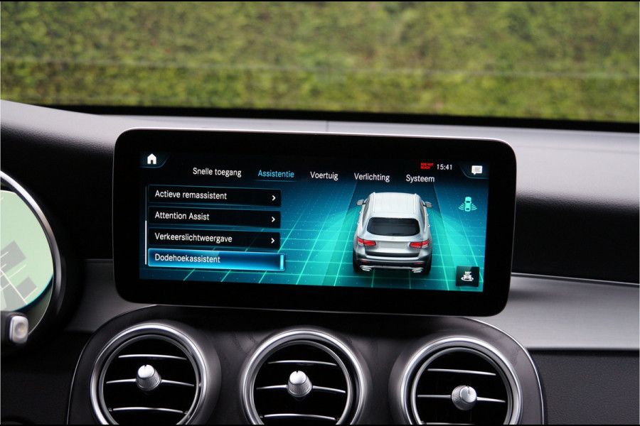 Mercedes-Benz GLC 300 4MATIC AMG line | Pano Distronic Memory Trekhaak