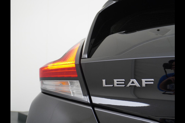 Nissan Leaf e+ Tekna 62 kWh ORIG. NL. NAP KM. | LEDER | BOSE AUDIO | STOEL + STUURVERWARMING