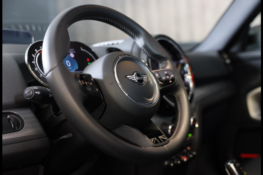 MINI Countryman 1.5 Cooper John Cooper Works / AUT / Elek Stoelen / Navi / Digital Cockpit / ACC / Leder / Open Pano / Led