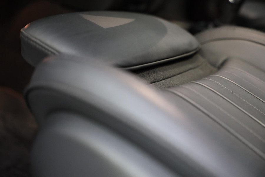 MINI Countryman 1.5 Cooper John Cooper Works / AUT / Elek Stoelen / Navi / Digital Cockpit / ACC / Leder / Open Pano / Led