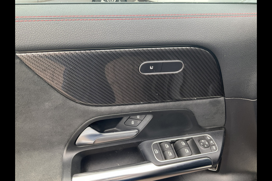 Mercedes-Benz GLA 250 e Business Solution AMG PHEV Nav/Cruise Stoelverw Digi-Dash Uitstraling!