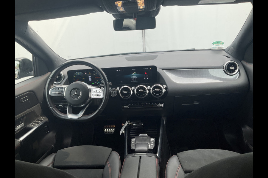 Mercedes-Benz GLA 250 e Business Solution AMG PHEV Nav/Cruise Stoelverw Digi-Dash Uitstraling!