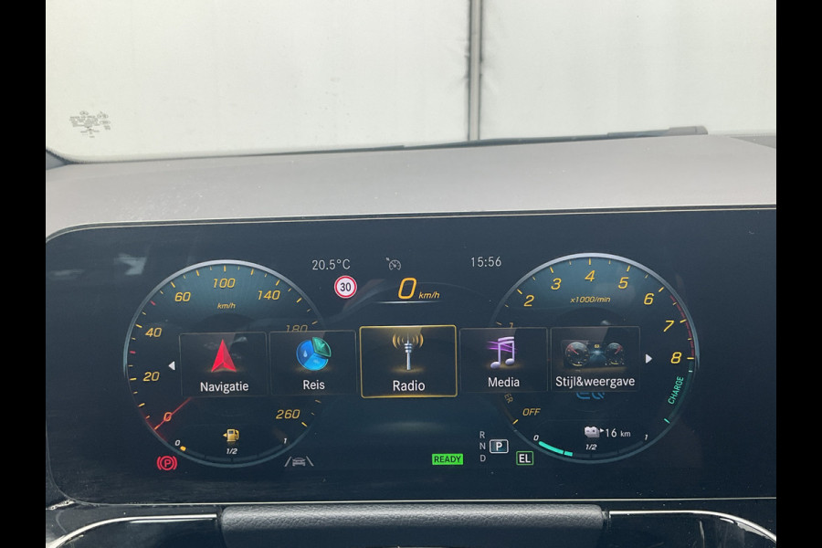 Mercedes-Benz GLA 250 e Business Solution AMG PHEV Nav/Cruise Stoelverw Digi-Dash Uitstraling!