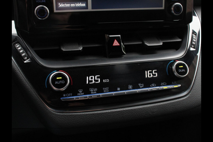 Toyota Corolla 1.8 Hybrid Comfort Climate control Navigatie Cruise control LED Achteruitrij camera Apple Carplay/ Android Auto