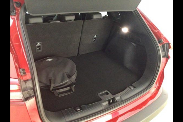 Ford Kuga 2.5 PHEV Active X 243pk | Driver Assistance Pack | Wegklapbare Trekhaak | Technology Pack | Winterpack | AGR Stoelen | 2.100kg Trekgewicht | Verlengde Fabrieksgarantie tot 08-2028