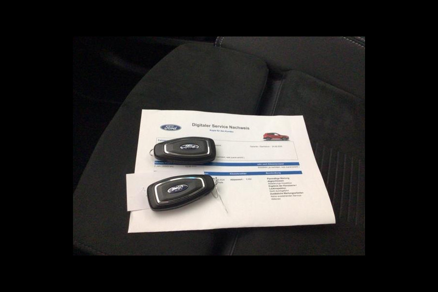 Ford Kuga 2.5 PHEV Active X 243pk | Driver Assistance Pack | Wegklapbare Trekhaak | Technology Pack | Winterpack | AGR Stoelen | 2.100kg Trekgewicht | Verlengde Fabrieksgarantie tot 08-2028