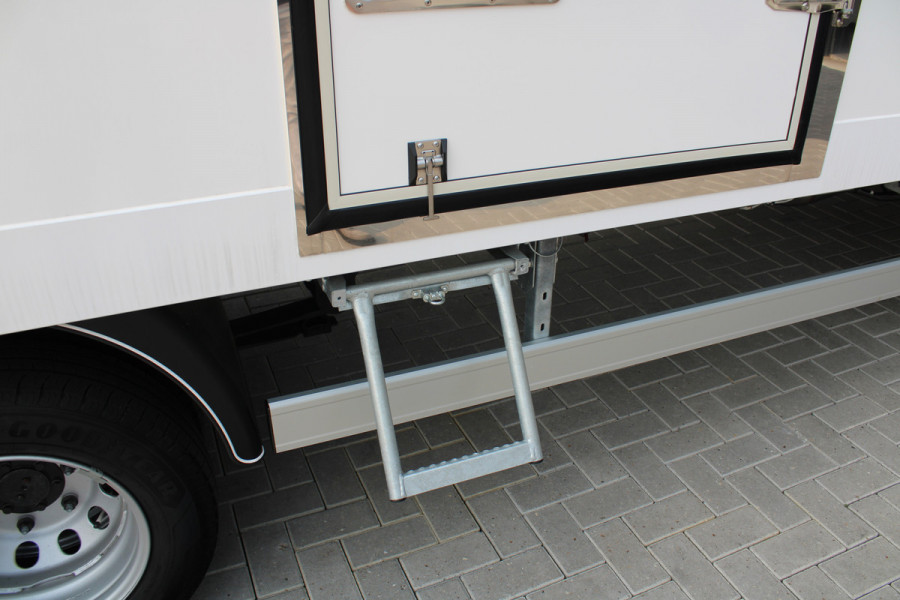 Ford Transit 350 2.0 TDCI L4H1 Trend 170pk - Bakwagen - Laadklep - Camera - Cruise - Airco - Rijklaar