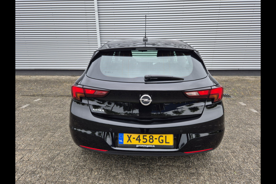 Opel Astra 1.4 Business Automaat, airco,cruise,navigatie/achteruitrijcamera,parkeersensoren,