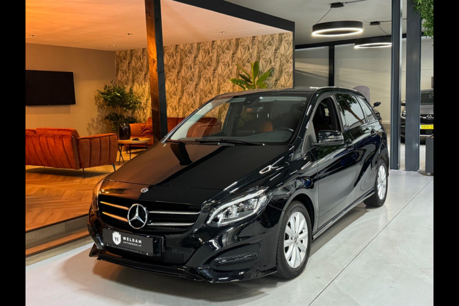 Mercedes-Benz B-Klasse 180 Urban Style Edition Garantie Camera PDC Cruise Navi Clima Led Rijklaar