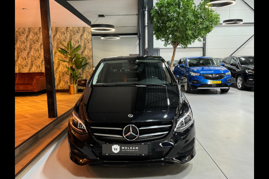 Mercedes-Benz B-Klasse 180 Urban Style Edition Garantie Camera PDC Cruise Navi Clima Led Rijklaar