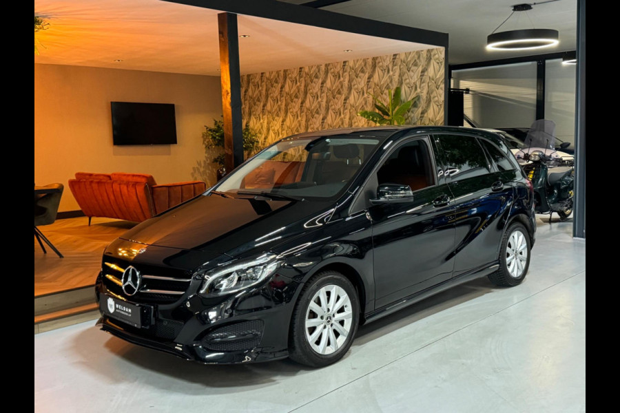 Mercedes-Benz B-Klasse 180 Urban Style Edition Garantie Camera PDC Cruise Navi Clima Led Rijklaar