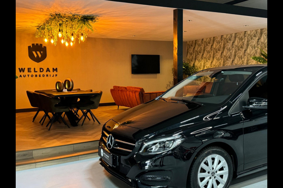 Mercedes-Benz B-Klasse 180 Urban Style Edition Garantie Camera PDC Cruise Navi Clima Led Rijklaar