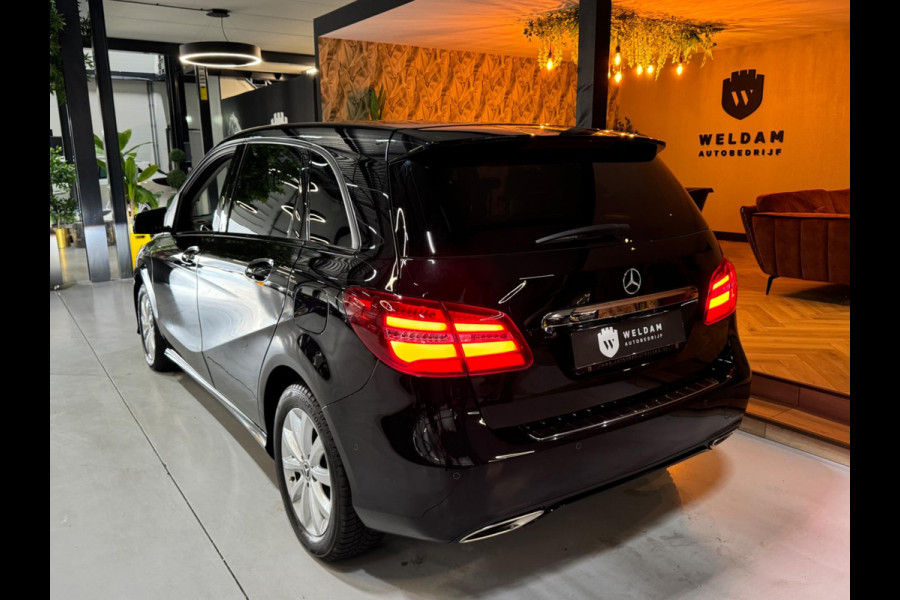 Mercedes-Benz B-Klasse 180 Urban Style Edition Garantie Camera PDC Cruise Navi Clima Led Rijklaar
