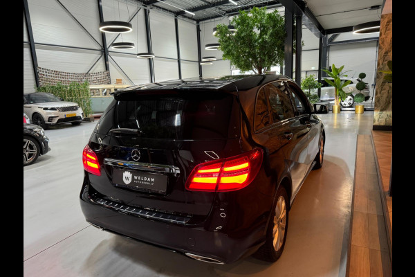 Mercedes-Benz B-Klasse 180 Urban Style Edition Garantie Camera PDC Cruise Navi Clima Led Rijklaar