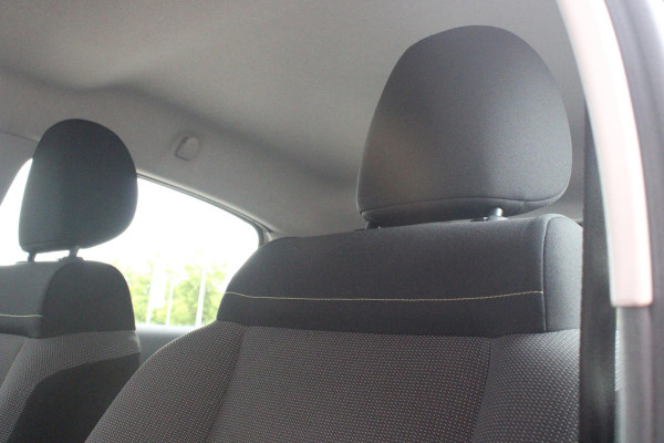 Citroën C3 1.2 110PK AUTOMAAT FEEL | TREKHAAK | AIRCO | CRUISE CONTROL | LAGE KM STAND! |