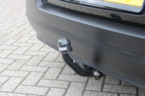 Citroën C3 1.2 110PK AUTOMAAT FEEL | TREKHAAK | AIRCO | CRUISE CONTROL | LAGE KM STAND! |