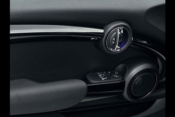 MINI Cooper SE Yours 33 kWh | PANO | CARPLAY | HARM/KARD | StoelverW | Dealer onderH | NL-Auto | 1e eig | ETC