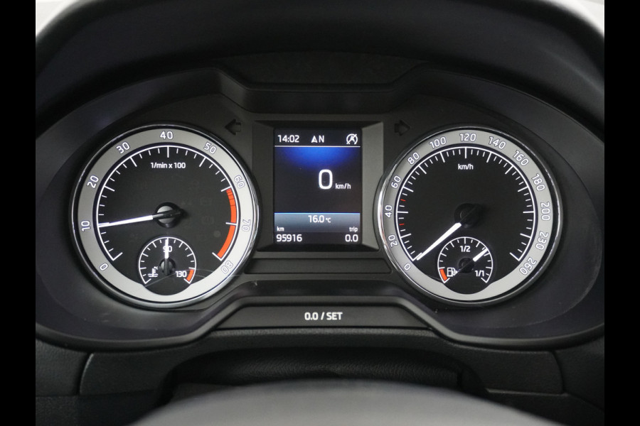 Škoda Octavia Combi T116PK Navi Ecc Canton-HiFi PDC-a+v Apple Carplay Android 17"LM StoelverwardCruise Control DABWlan Bluetooth Chroom-pack Led Keyless Regen-Lichtsensor Lmv Smartlink Greentech Business Edition Plus 1e Eigenaar Orig.NLse auto EURO6 b-label
