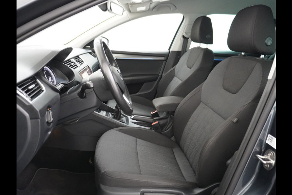 Škoda Octavia Combi T116PK Navi Ecc Canton-HiFi PDC-a+v Apple Carplay Android 17"LM StoelverwardCruise Control DABWlan Bluetooth Chroom-pack Led Keyless Regen-Lichtsensor Lmv Smartlink Greentech Business Edition Plus 1e Eigenaar Orig.NLse auto EURO6 b-label