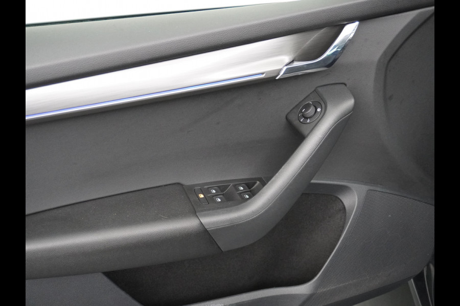 Škoda Octavia Combi T116PK Navi Ecc Canton-HiFi PDC-a+v Apple Carplay Android 17"LM StoelverwardCruise Control DABWlan Bluetooth Chroom-pack Led Keyless Regen-Lichtsensor Lmv Smartlink Greentech Business Edition Plus 1e Eigenaar Orig.NLse auto EURO6 b-label