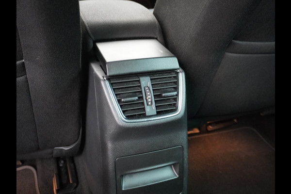 Škoda Octavia Combi T116PK Navi Ecc Canton-HiFi PDC-a+v Apple Carplay Android 17"LM StoelverwardCruise Control DABWlan Bluetooth Chroom-pack Led Keyless Regen-Lichtsensor Lmv Smartlink Greentech Business Edition Plus 1e Eigenaar Orig.NLse auto EURO6 b-label