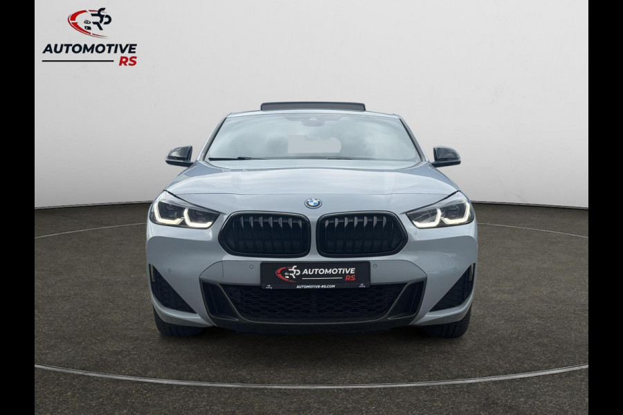 BMW X2 XDrive25e 220PK High Exec M-PAKKET |Nardo Grey|Black Edition Kuipstoelen |Pano|Plug-in Hybrid| Automaat| BTW Auto
