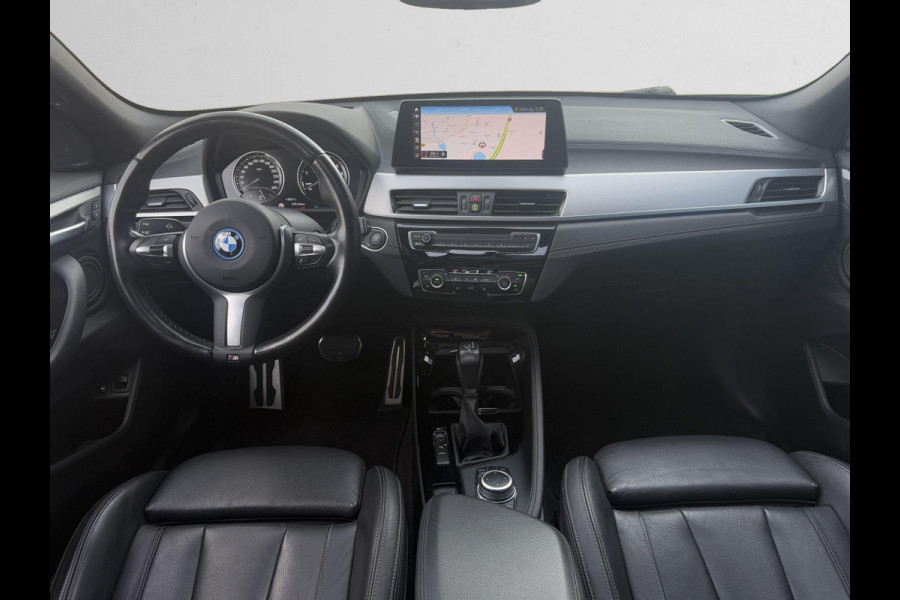 BMW X2 XDrive25e 220PK High Exec M-PAKKET |Nardo Grey|Black Edition Kuipstoelen |Pano|Plug-in Hybrid| Automaat| BTW Auto