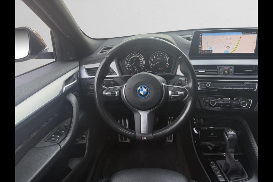 BMW X2 XDrive25e 220PK High Exec M-PAKKET |Nardo Grey|Black Edition Kuipstoelen |Pano|Plug-in Hybrid| Automaat| BTW Auto