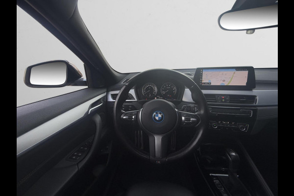 BMW X2 XDrive25e 220PK High Exec M-PAKKET |Nardo Grey|Black Edition Kuipstoelen |Pano|Plug-in Hybrid| Automaat| BTW Auto