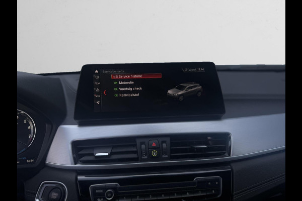 BMW X2 XDrive25e 220PK High Exec M-PAKKET |Nardo Grey|Black Edition Kuipstoelen |Pano|Plug-in Hybrid| Automaat| BTW Auto