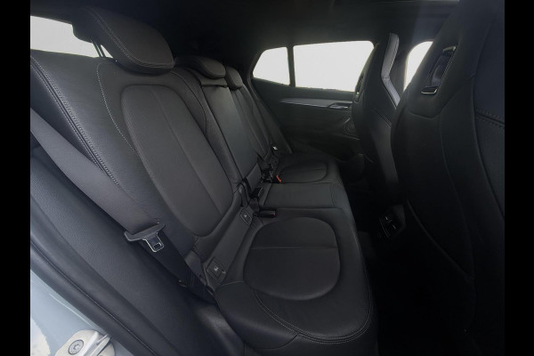 BMW X2 XDrive25e 220PK High Exec M-PAKKET |Nardo Grey|Black Edition Kuipstoelen |Pano|Plug-in Hybrid| Automaat| BTW Auto
