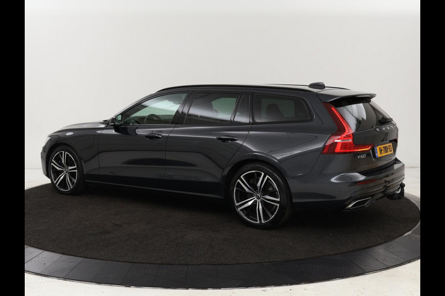 Volvo V60 2.0 T6 Twin Engine AWD R-Design | Stoelventilatie | Trekhaak | Leder | Massage | Achterbankverwarming | Camera | Adaptive cruise | Carplay | Full LED | 19'' lichtmetalen velgen